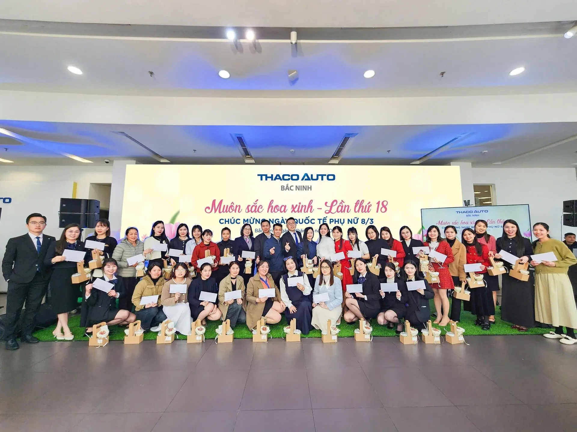 MUÔN SẮC HOA XINH - TRI ÂN PHÁI ĐẸP TẠI THACO AUTO BẮC NINH