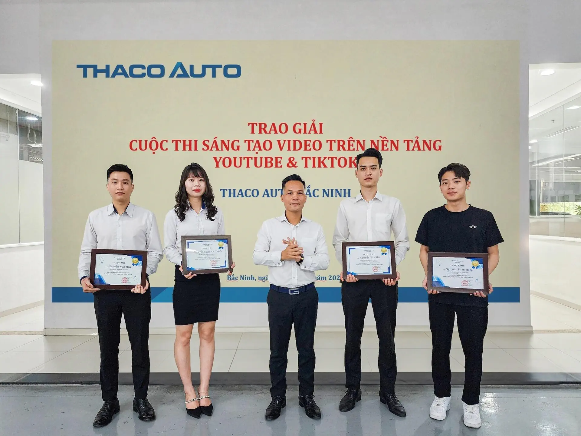 THACO AUTO BẮC NINH TRAO GIẢI "CUỘC THI SÁNG TẠO VIDEO TRÊN NỀN TẢNG YOUTUBE & TIKTOK"