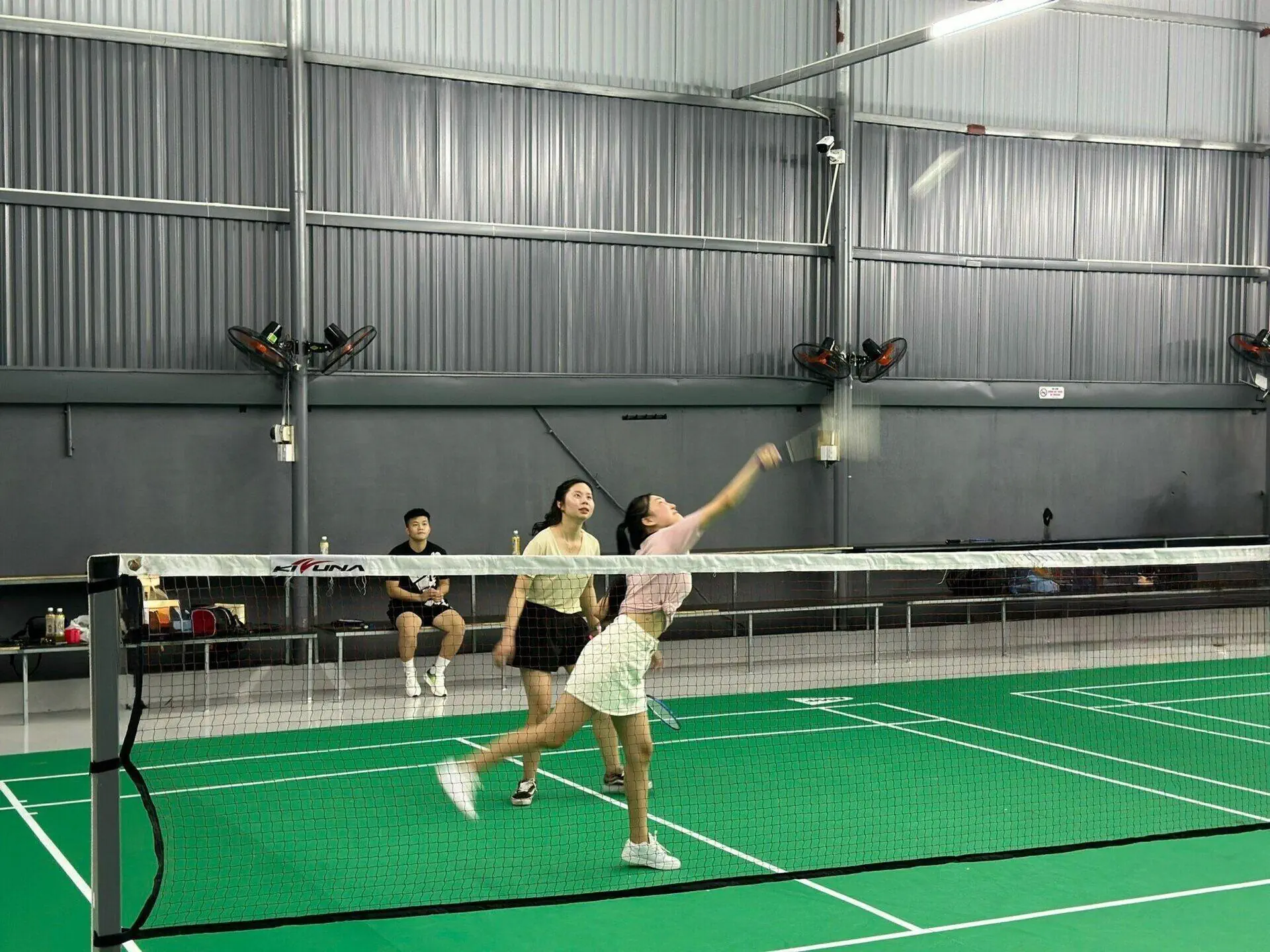 THACO AUTO BẮC NINH SÔI NỔI VỚI HOẠT ĐỘNG THỂ DỤC THỂ THAO SAU GIỜ LÀM VIỆC