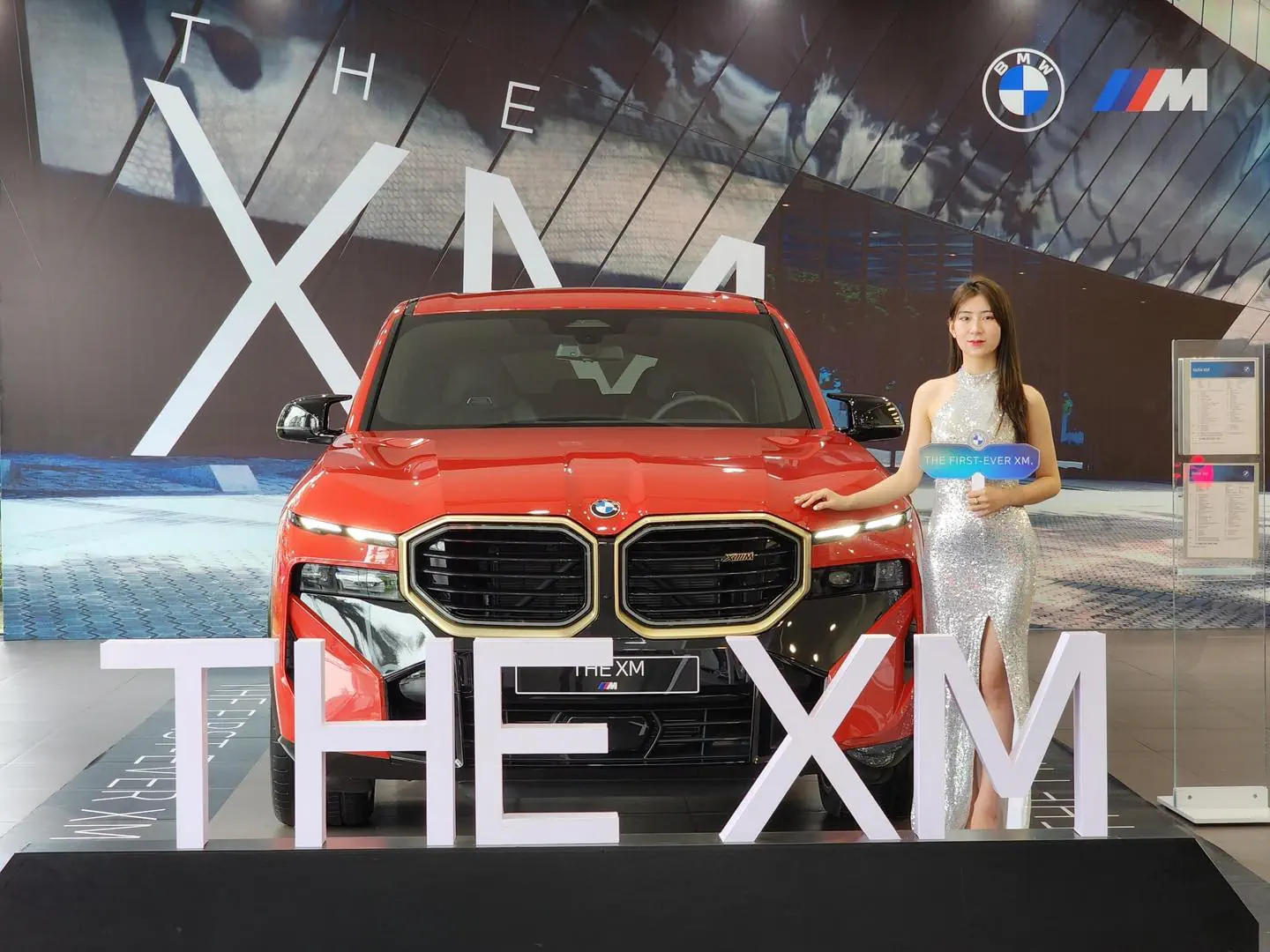 SỰ KIỆN TRƯNG BÀY VÀ GIỚI THIỆU BMW XM